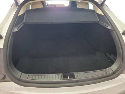 Used 2015 Tesla Model S 85D image 9