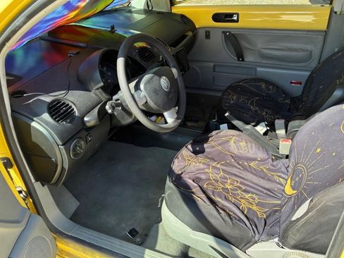 Used 2005 Volkswagen Beetle GLS image 9