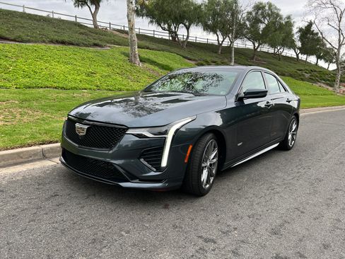 Used 2021 Cadillac CT4 V w/ Technology Package image 2