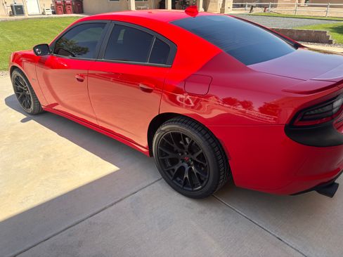 Used 2015 Dodge Charger R/T image 4