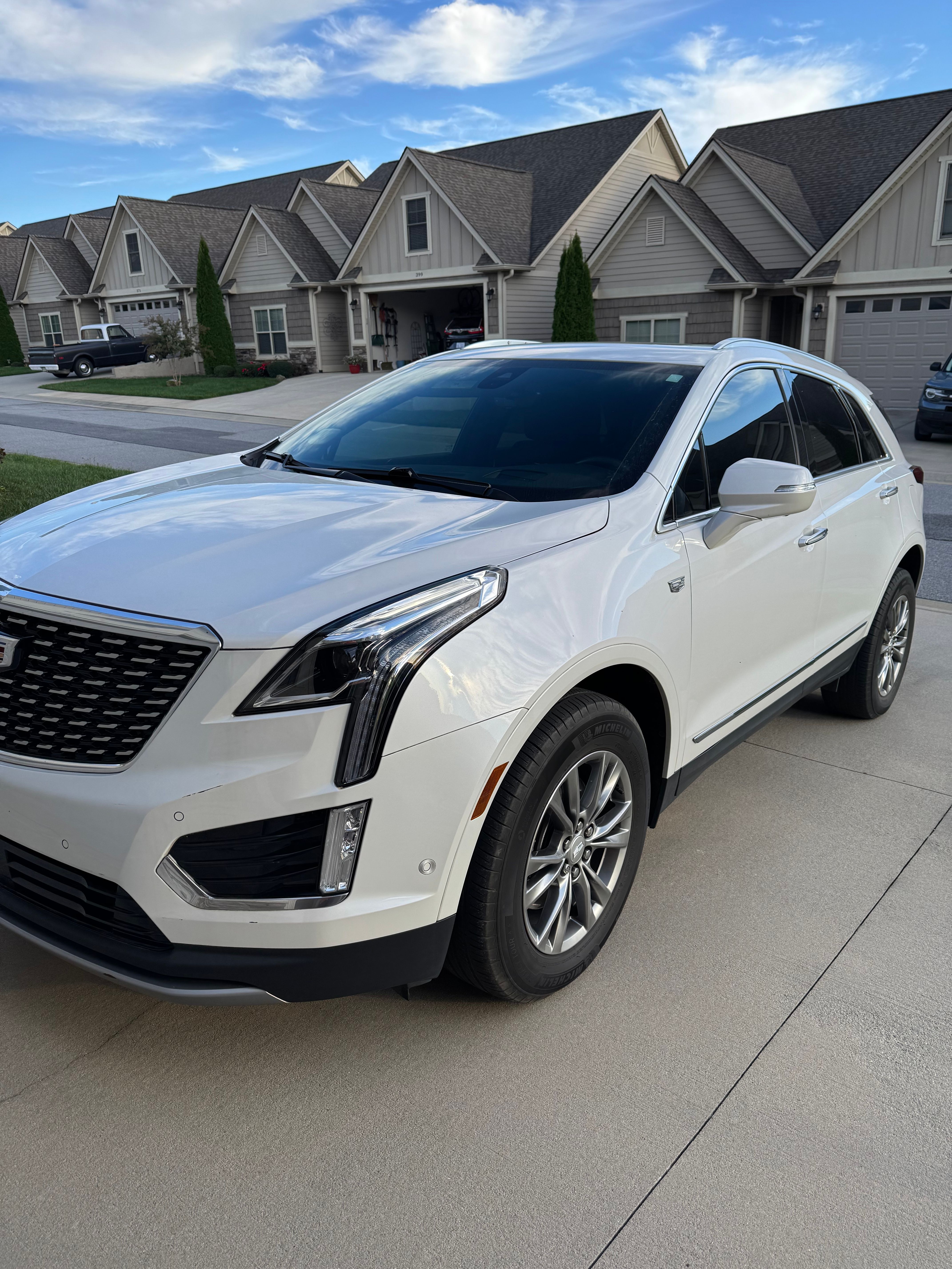 Used 2021 Cadillac XT5 Premium Luxury AWD/4WD image 1