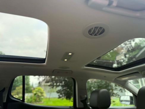 Used 2020 GMC Acadia AT4 w/ Trailering Package AWD/4WD image 10
