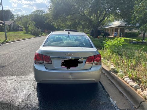 Used 2014 Chevrolet Cruze LS image 5