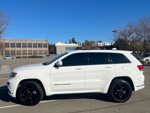 Used 2015 Jeep Grand Cherokee High Altitude AWD/4WD image 5