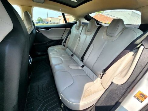 Used 2013 Tesla Model S Performance image 15