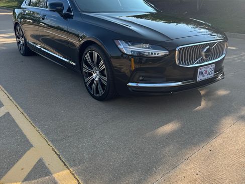 Used 2022 Volvo S90 B6 Inscription w/ Advanced Package AWD/4WD image 6