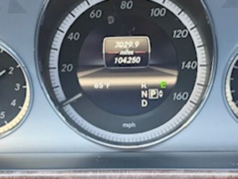 Used 2013 Mercedes-Benz E 350 Sedan image 5