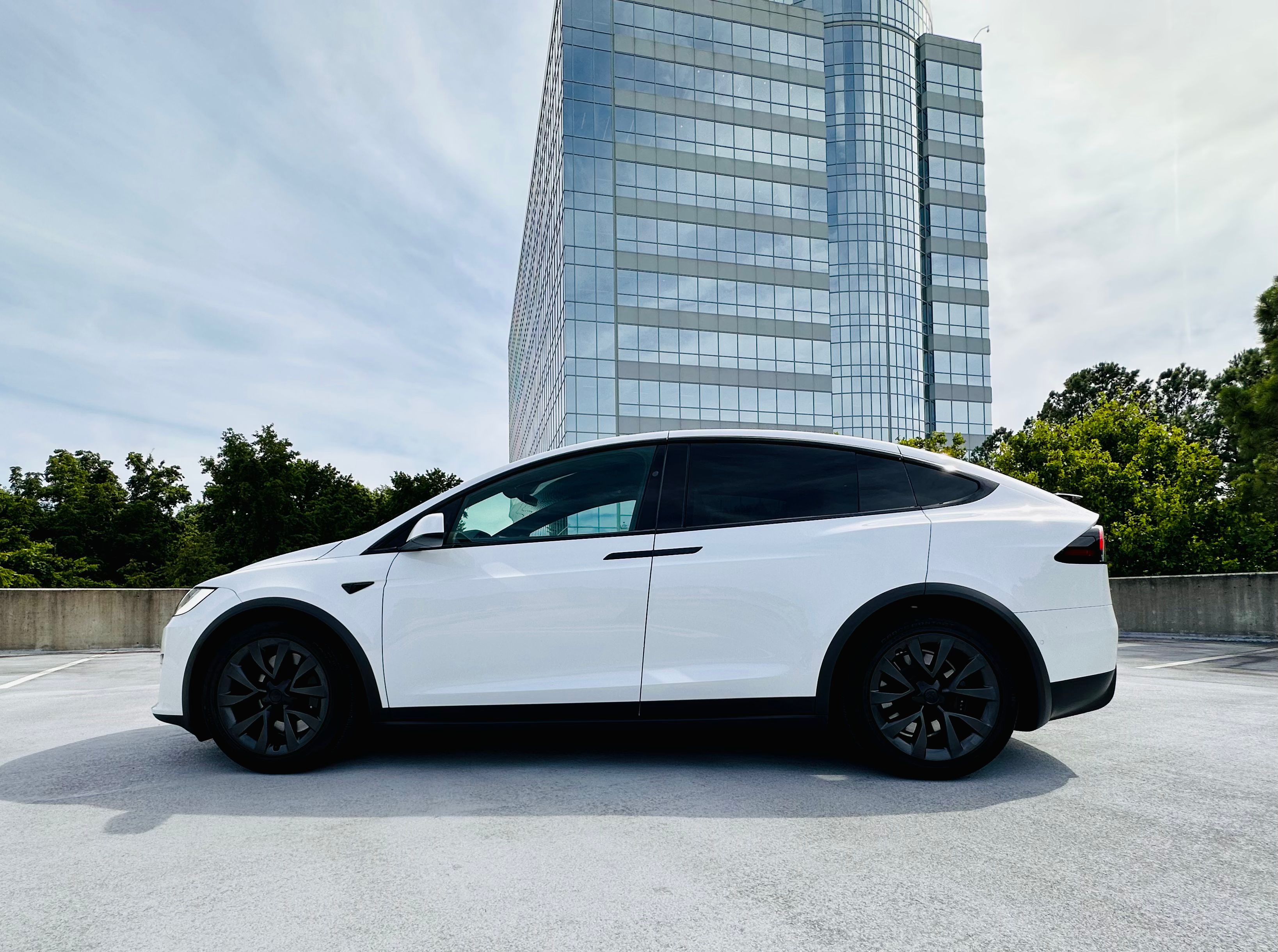 Used 2022 Tesla Model X Plaid AWD/4WD image 5