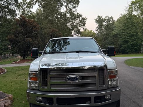 Used 2008 Ford F250 Lariat image 14