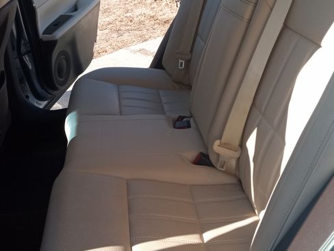 Used 2018 Lexus ES 350 w/ Luxury Package w/Wood Trim image 11