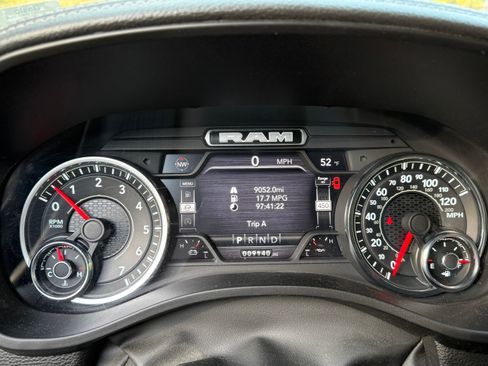 Used 2024 RAM 1500 Laramie image 11