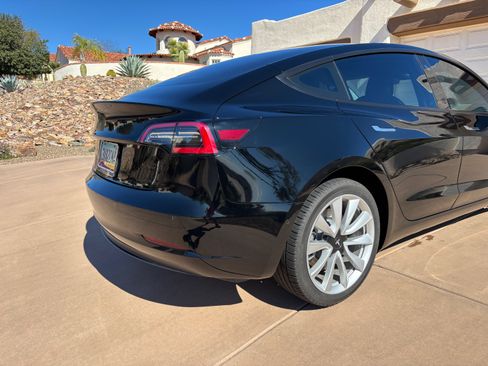 Used 2019 Tesla Model 3 Long Range image 10