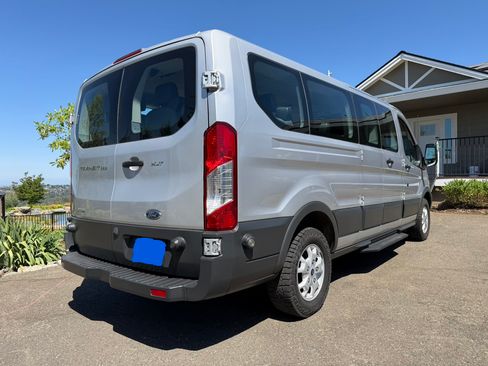 Used 2016 Ford Transit 350 XLT RWD image 14