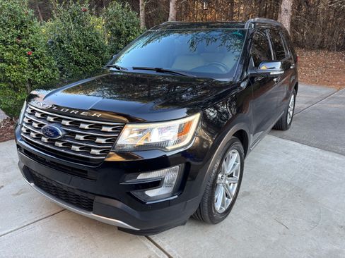 Used 2016 Ford Explorer Limited FWD image 6