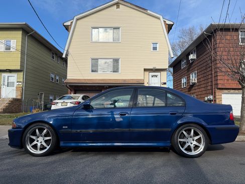 Used 2003 BMW M5 image 5