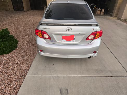 Used 2010 Toyota Corolla image 5