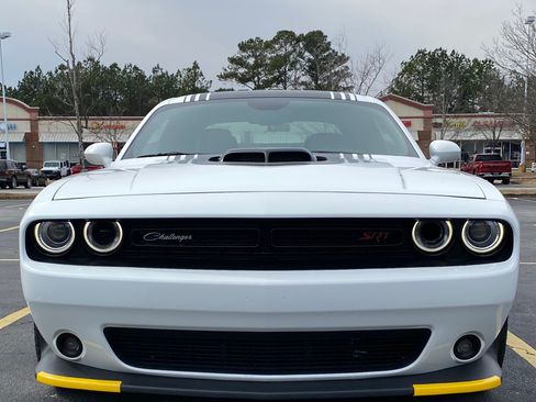 Used 2016 Dodge Challenger R/T Scat Pack image 1