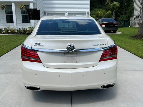 Used 2014 Buick LaCrosse Premium w/ Driver Confidence Package FWD image 10