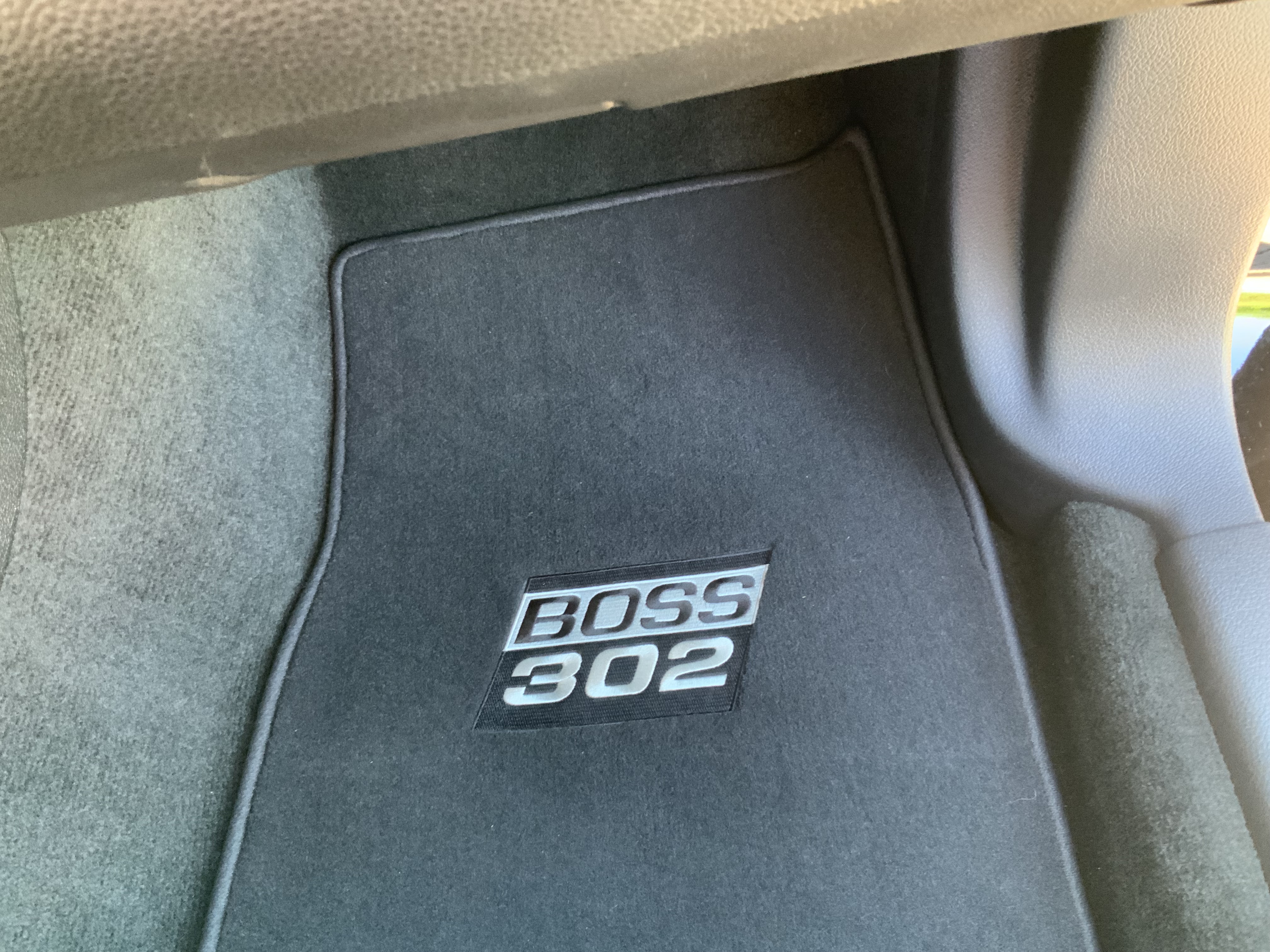 Used 2012 Ford Mustang Boss 302 RWD image 6