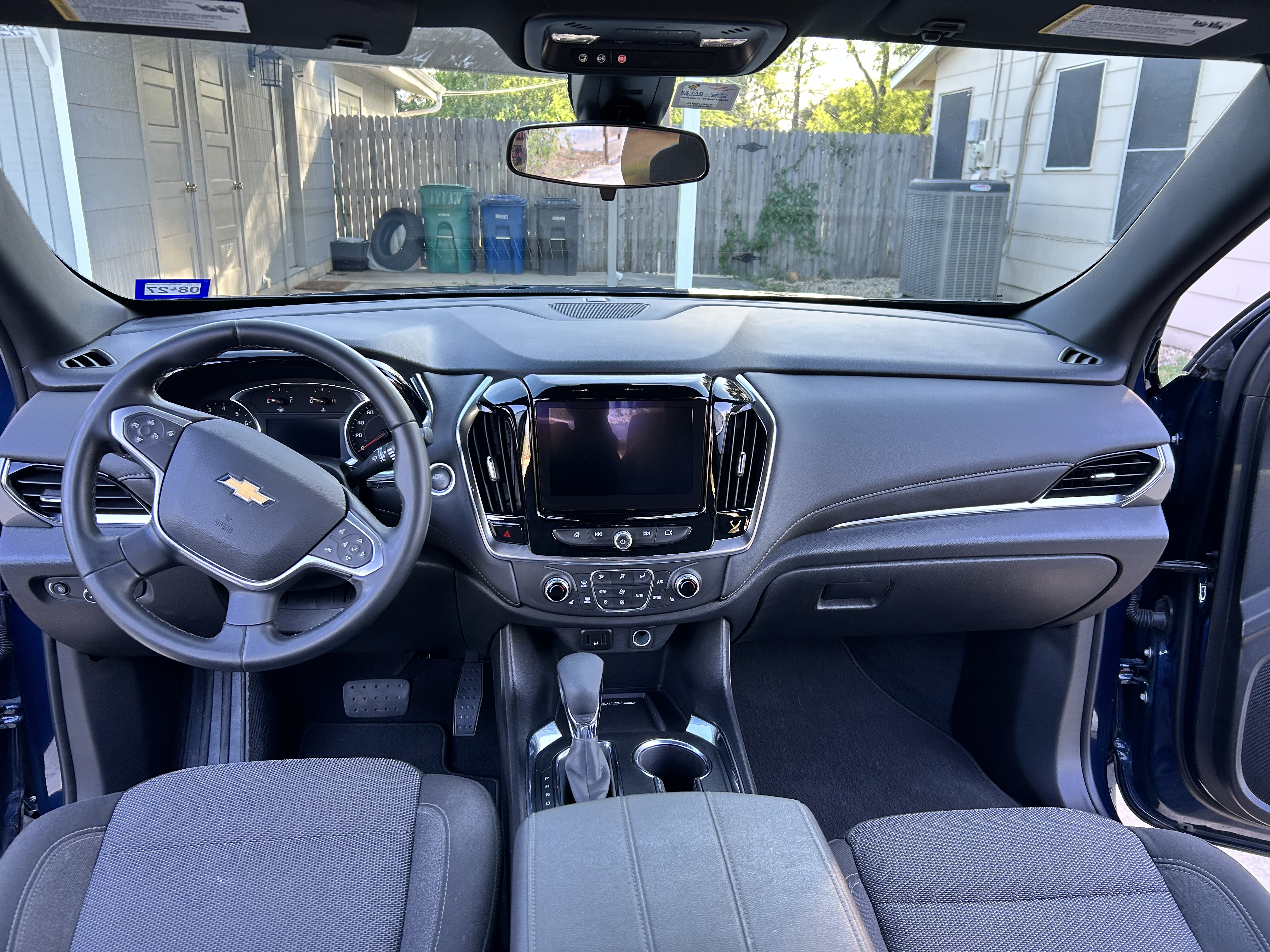 Used 2023 Chevrolet Traverse LT FWD image 8
