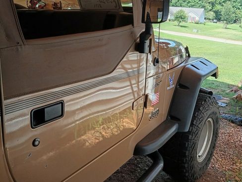 Used 1999 Jeep Wrangler Sport AWD/4WD image 23