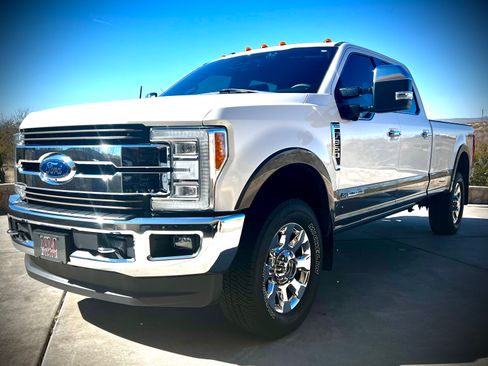 Used 2017 Ford F350 King Ranch w/ King Ranch Ultimate Package image 2