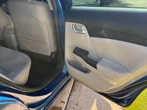 Used 2013 Honda Civic LX image 18