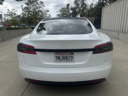 Used 2016 Tesla Model S 90D AWD/4WD image 4