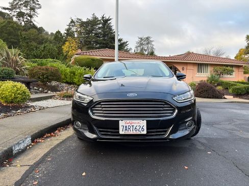 Used 2013 Ford Fusion SE image 8