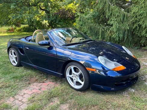 Used 1999 Porsche Boxster RWD image 8
