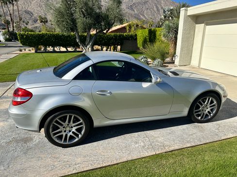 Used 2008 Mercedes-Benz SLK 280 image 2