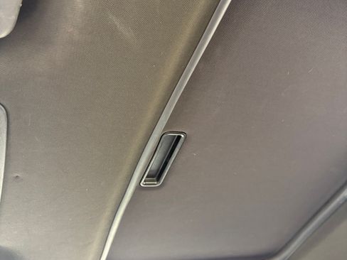 Used 2011 Chevrolet Camaro LT image 22