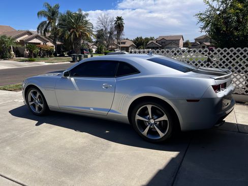 Used 2013 Chevrolet Camaro SS w/ RS Package RWD image 2