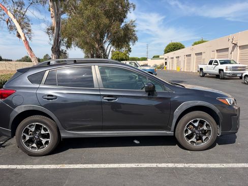 Used 2019 Subaru Crosstrek 2.0i Premium w/ Popular Package #3 AWD/4WD image 3