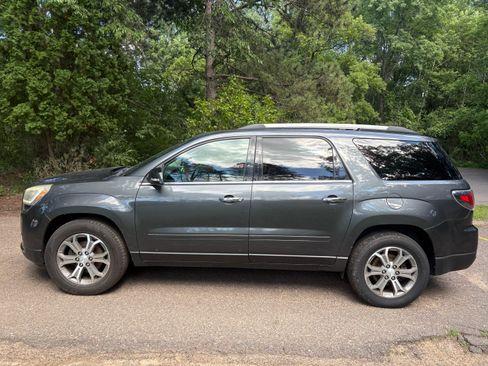Used 2014 GMC Acadia SLT AWD/4WD image 2