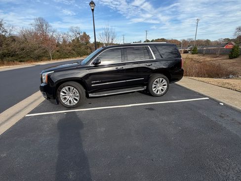 Used 2016 GMC Yukon Denali w/ Open Road Package AWD/4WD image 13