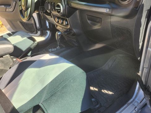 Used 2017 Jeep Wrangler Unlimited Sport w/ Quick Order Package 24S image 18