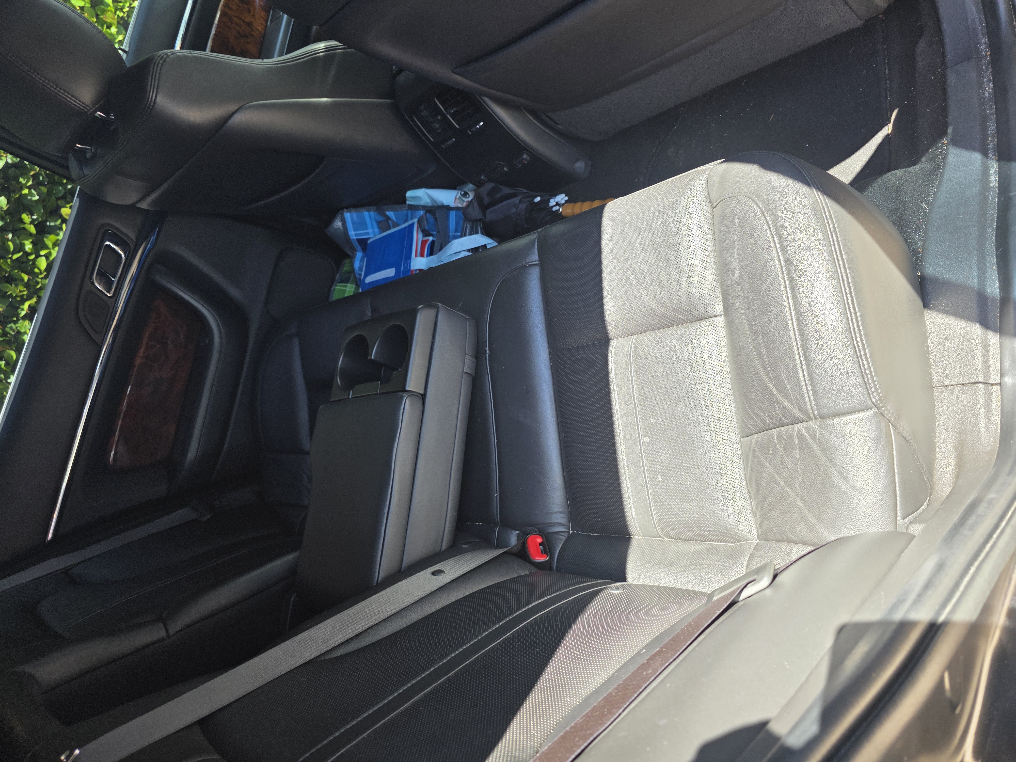 Used 2016 Lincoln MKS AWD w/ Equipment Group 201A image 9