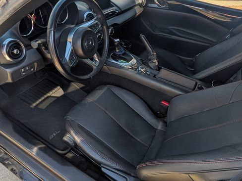 Used 2016 MAZDA MX-5 Miata Grand Touring image 9