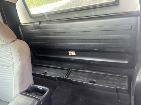 Used 2021 Toyota Tacoma SR RWD image 15