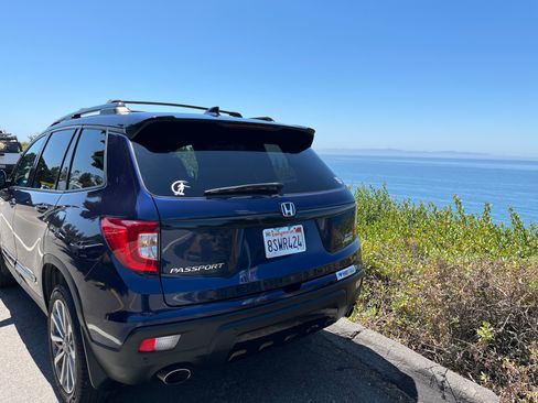 Used 2019 Honda Passport Elite image 2