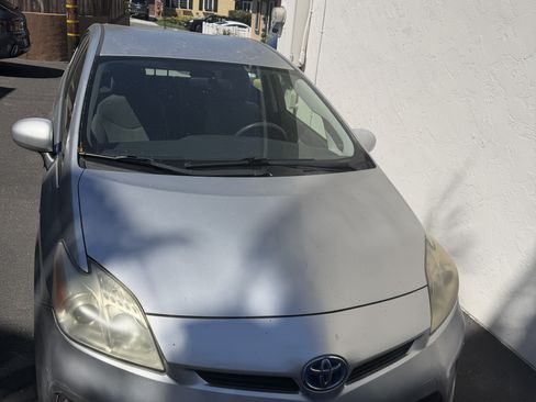 Used 2012 Toyota Prius Two image 4