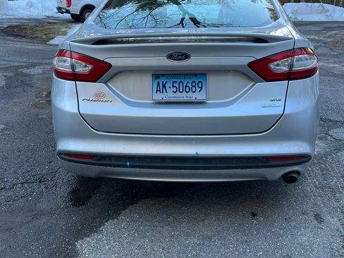 Used 2013 Ford Fusion SE image 5