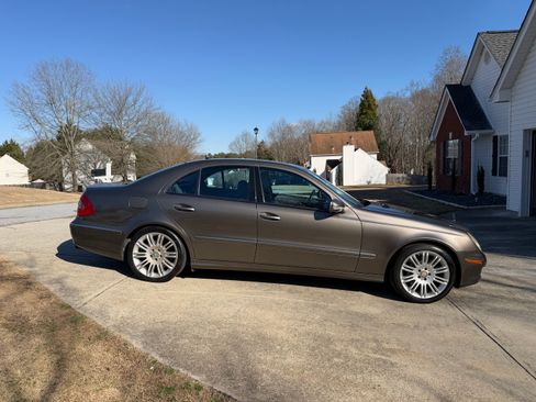 Used 2008 Mercedes-Benz E 350 Sedan image 8