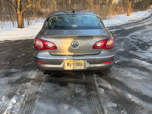 Used 2009 Volkswagen CC Sport image 9