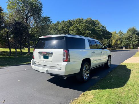 Used 2016 GMC Yukon XL Denali w/ Open Road Package image 6