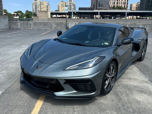 Used 2022 Chevrolet Corvette Stingray Preferred Cpe w/ Z51 Performance Package image 1