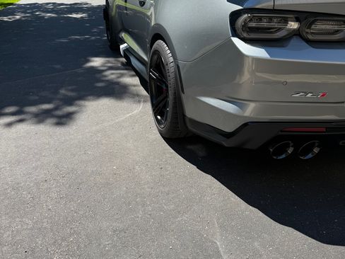 Used 2023 Chevrolet Camaro ZL1 RWD image 5