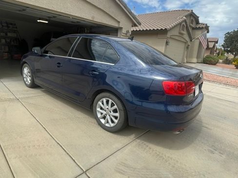 Used 2014 Volkswagen Jetta SE FWD image 4