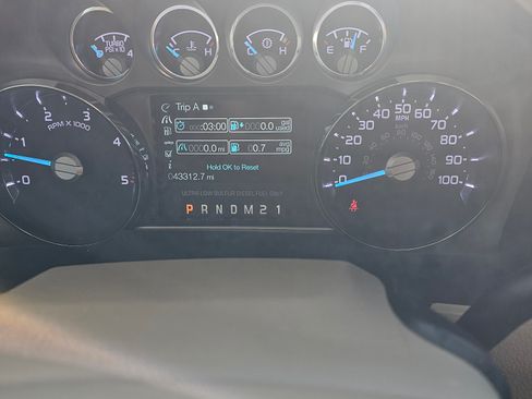 Used 2015 Ford F350 King Ranch w/ King Ranch w/Chrome Package image 8